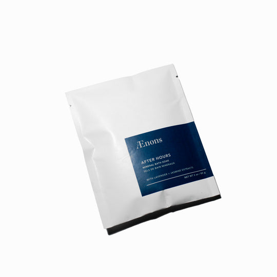 Mineral bath soak in a white biodegradable pouch.